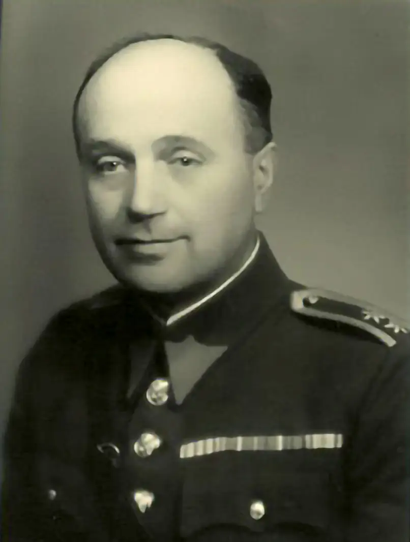 obr. k článku: Ladislav Komorád